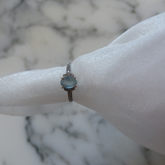Aquamarine and Diamond Sterling Silver Ring Size 7.5 - Picture 11 of 14